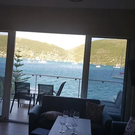 Ola Kala And Vlikhon