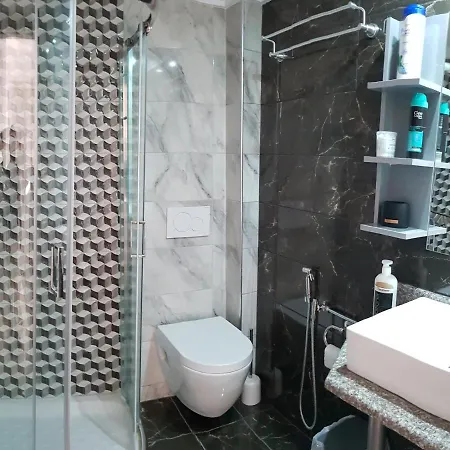 Ola Kala And * Vlikhon