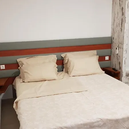 Ola Kala And Lägenhet