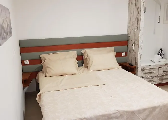 Ola Kala And Apartment