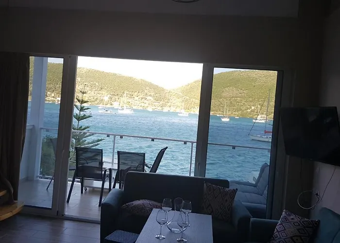 Ola Kala And Vlikhon