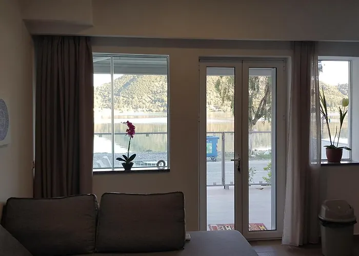 Ola Kala And Apartment *